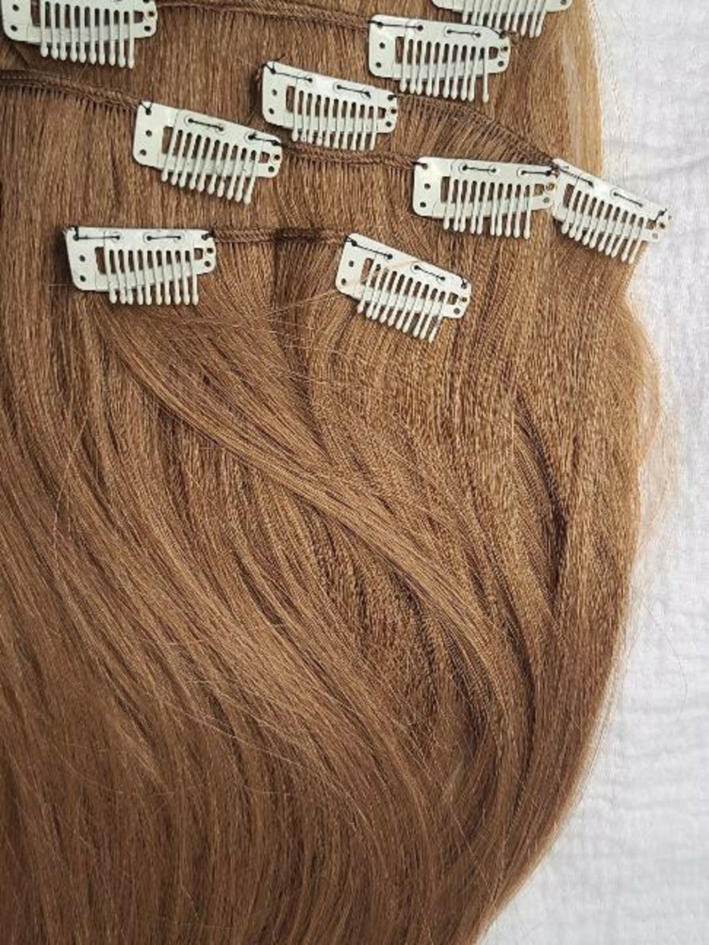 Clip-In Hair Extensions BRAND NEW 8 PC 14 INCH - Light Brown